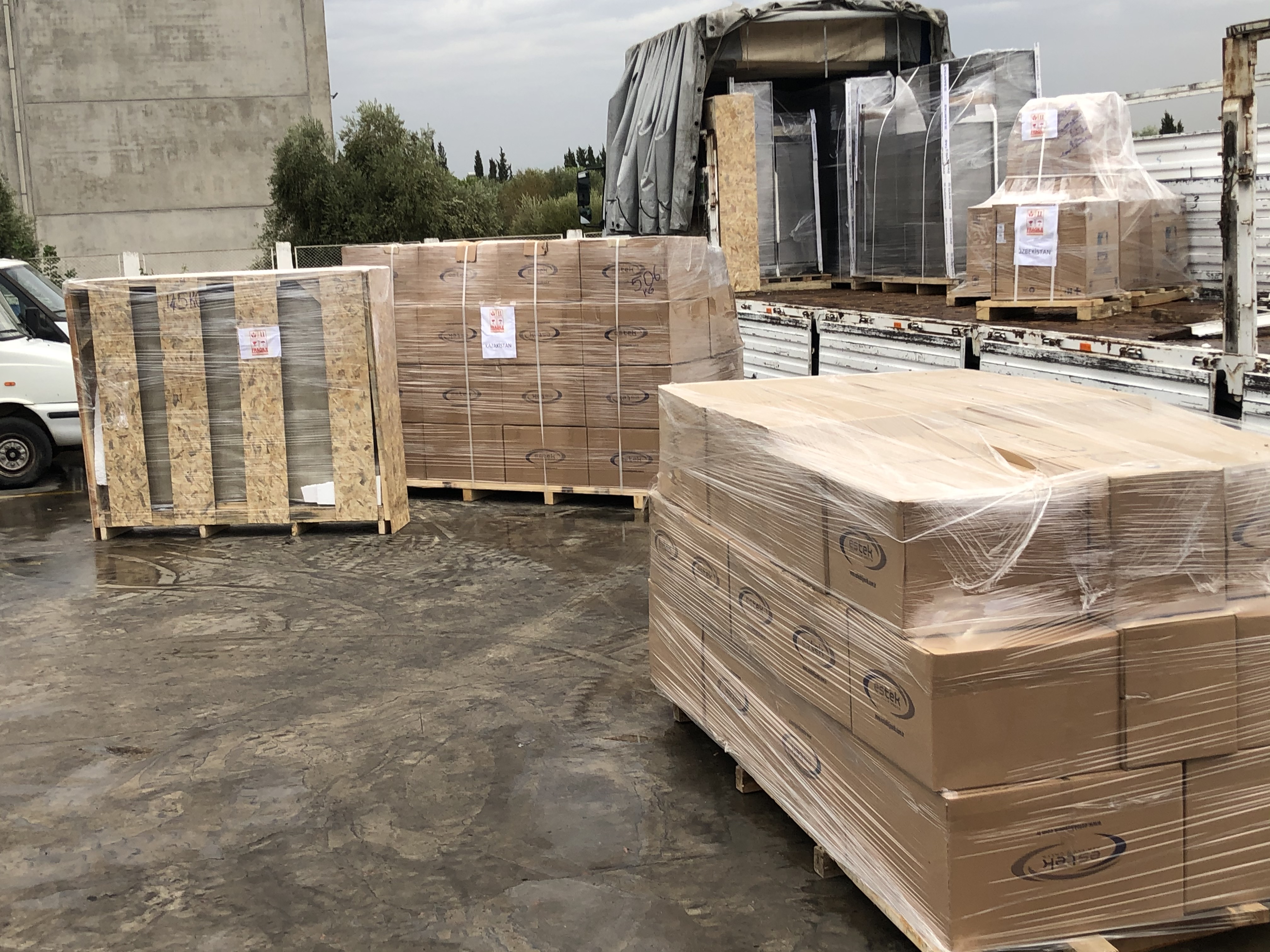 Heat Recovery devices, Laminar Air Flow Units, Hepa Boxes, Hepa-Ulpa Filters Diffussors and Grills etc.
