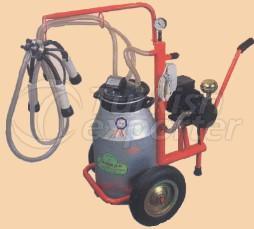 PASCHA 1) SINGLE MILKING GROUP, SINGLE BUCKET PORTABLE MILKING MACHINE