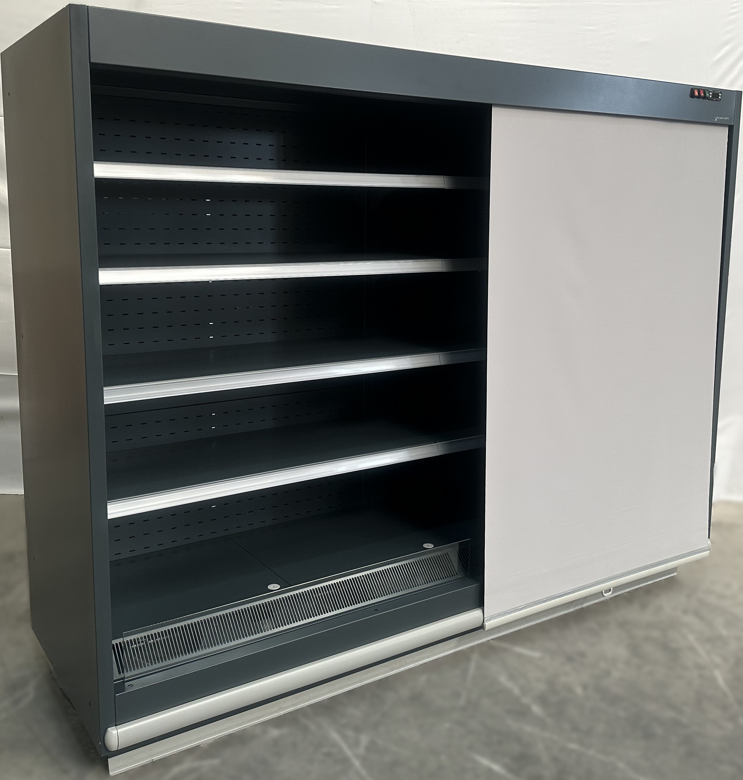Vertical Rayon Cabinet