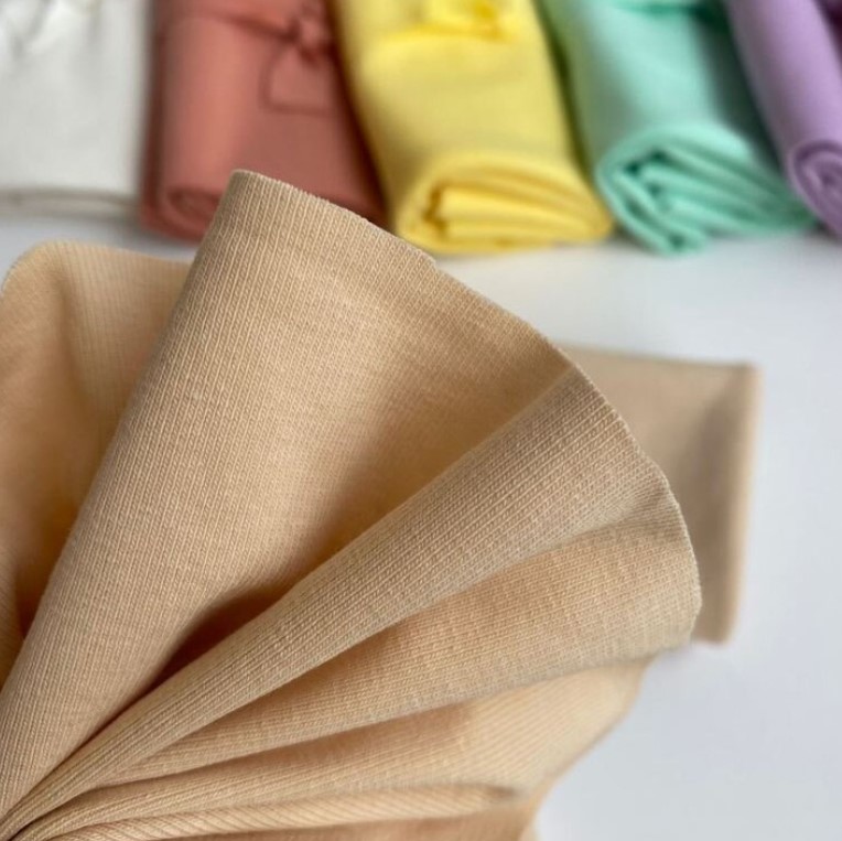 THREE THREAD RAISED FABRIC