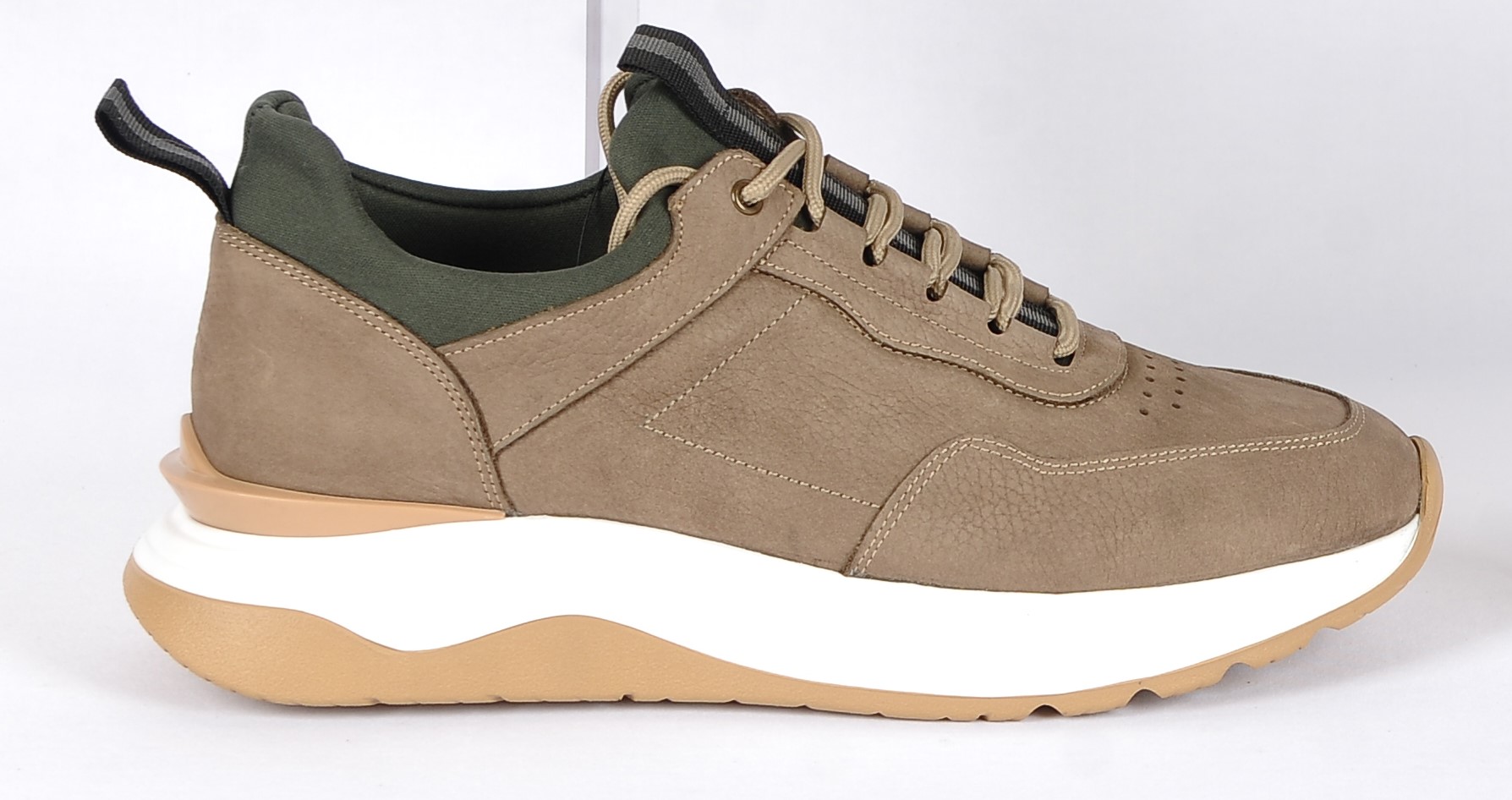 Men's sneakers
