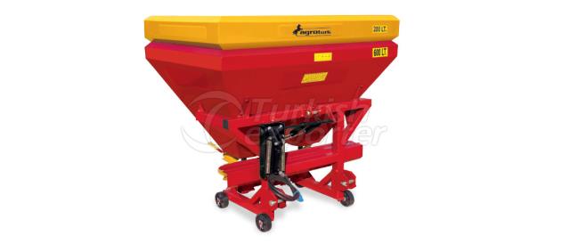 FERTILIZER SPREADER TWIN DISC AGT F