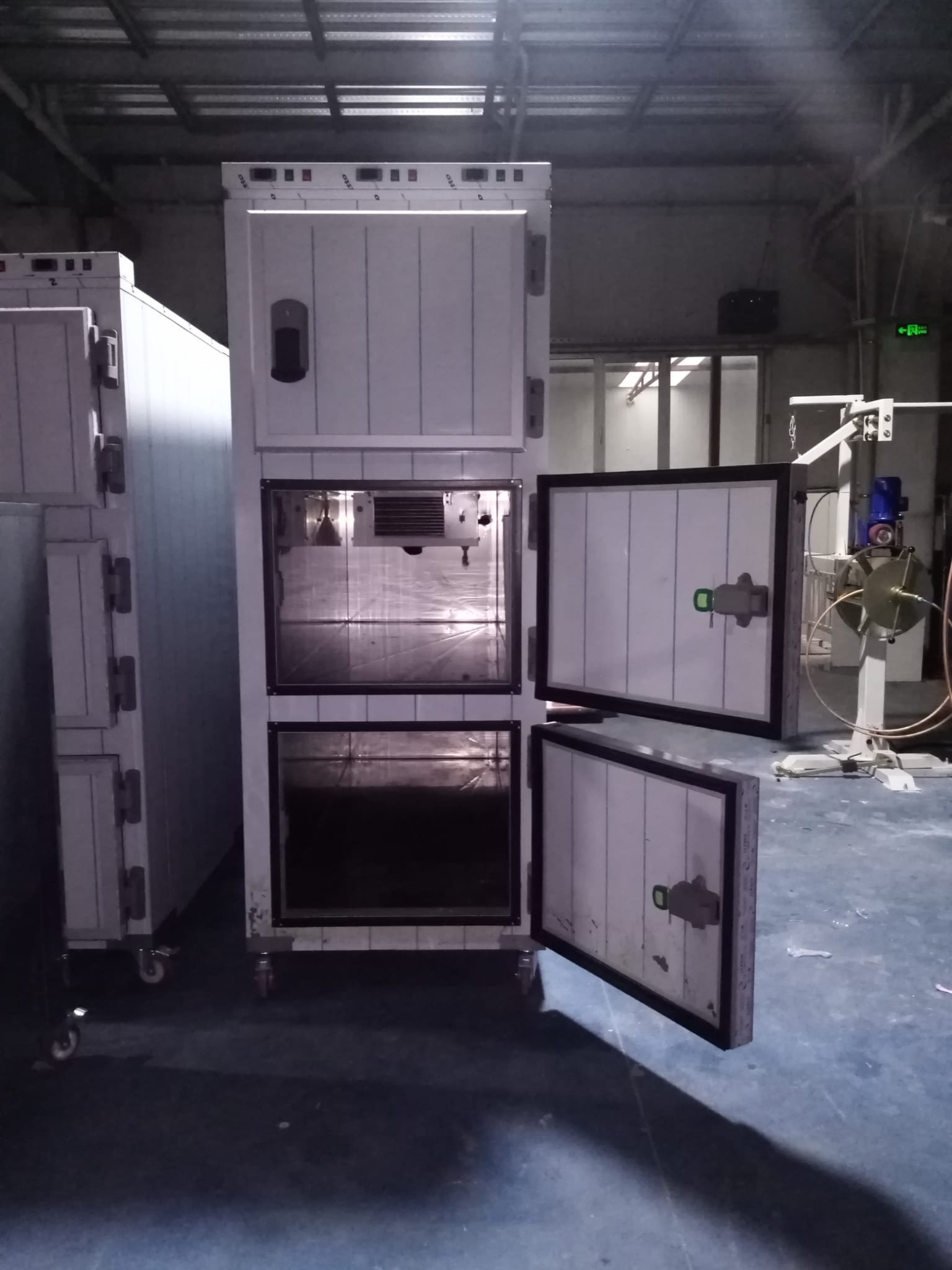 Modular Morgue Units / Body Cabinet