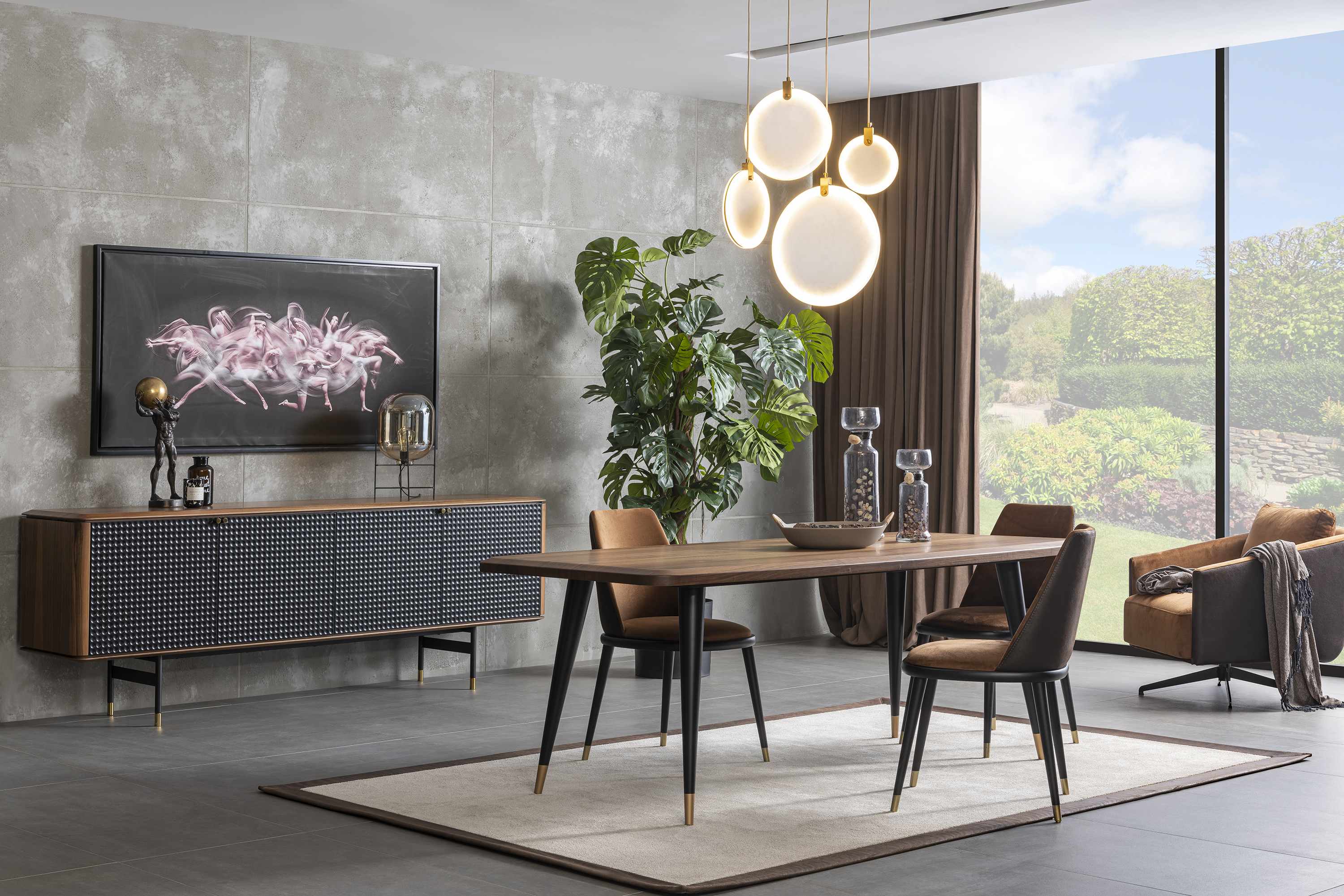 LAYLA DININGROOM