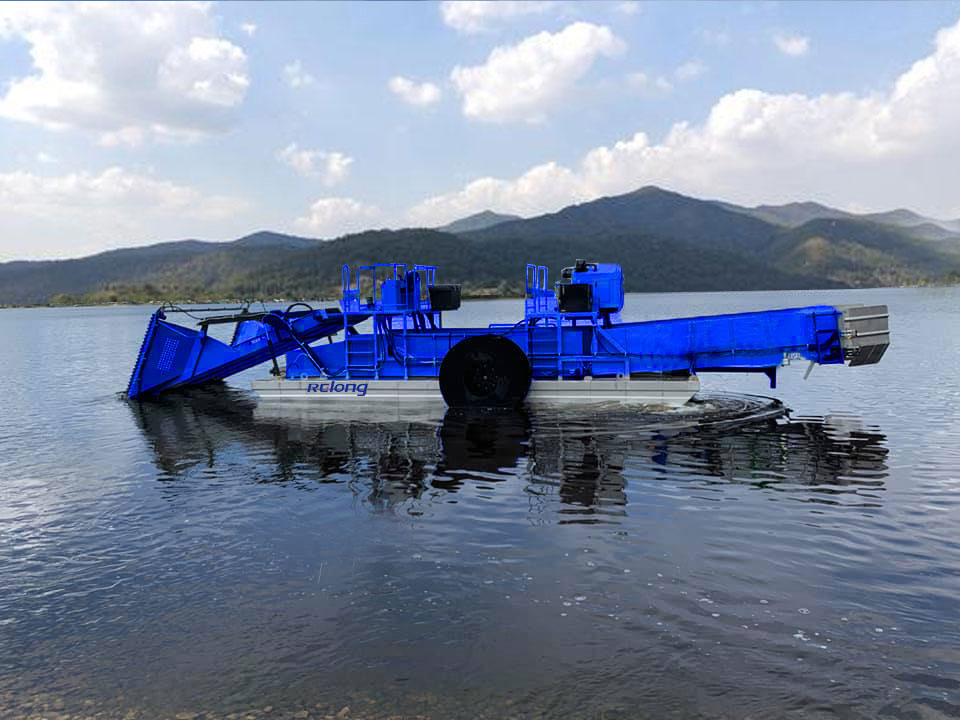 Aquaitc Weed Harvester for sales