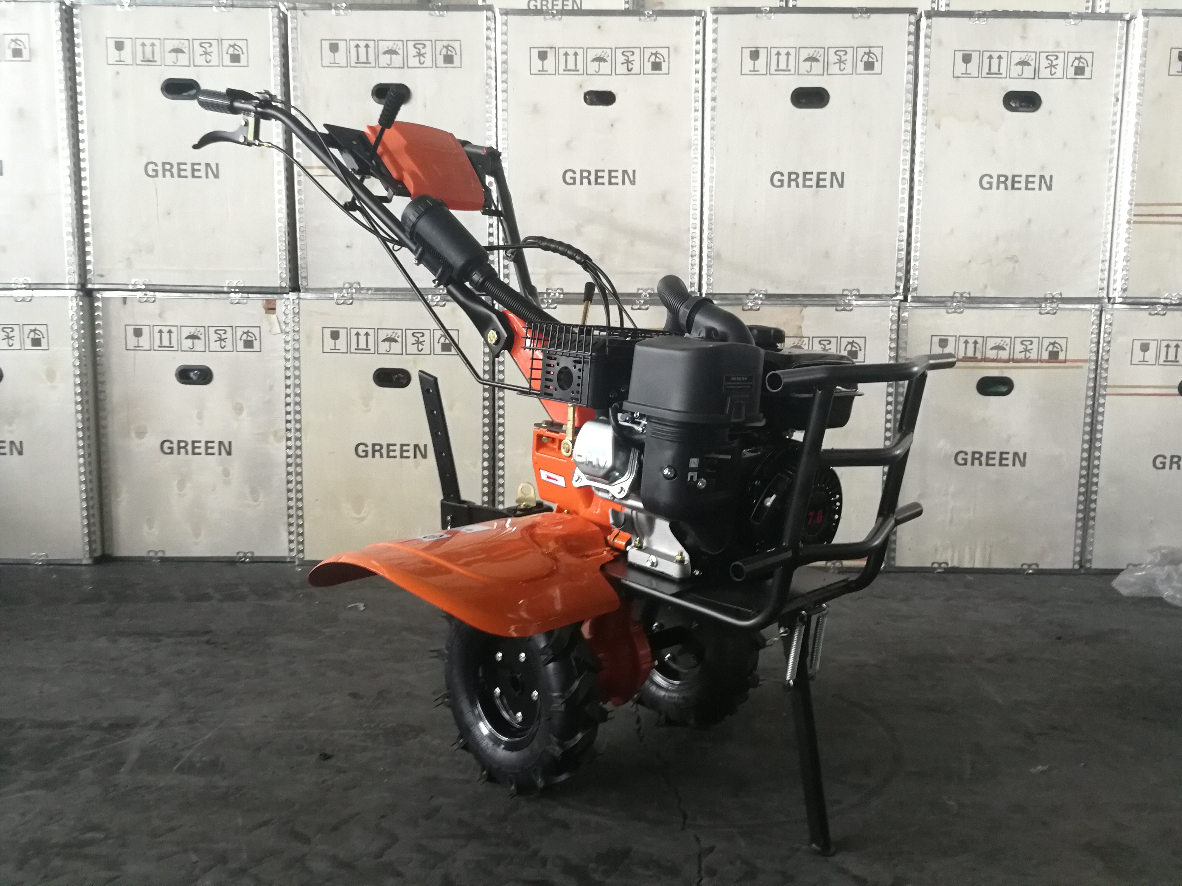 Petrol engine small power tiller