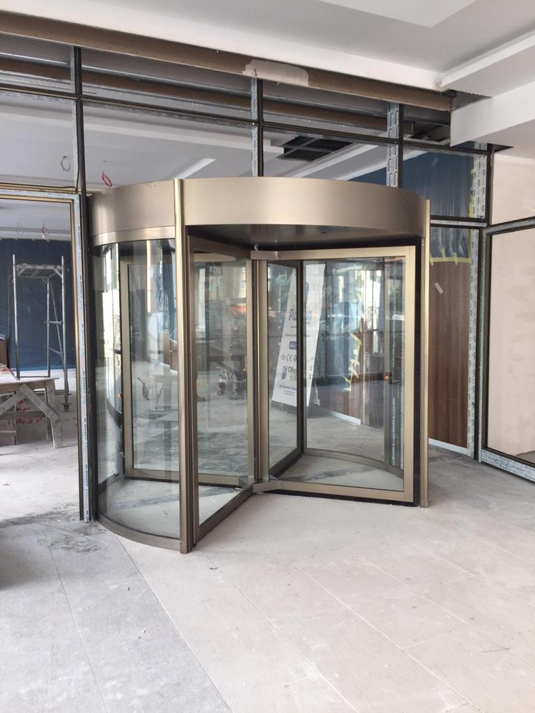 Automatic Revolving Door 