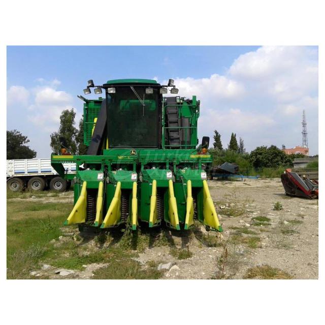 Cotton Picker Machine