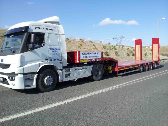 Lowbed Semi Trailer - Low-loader