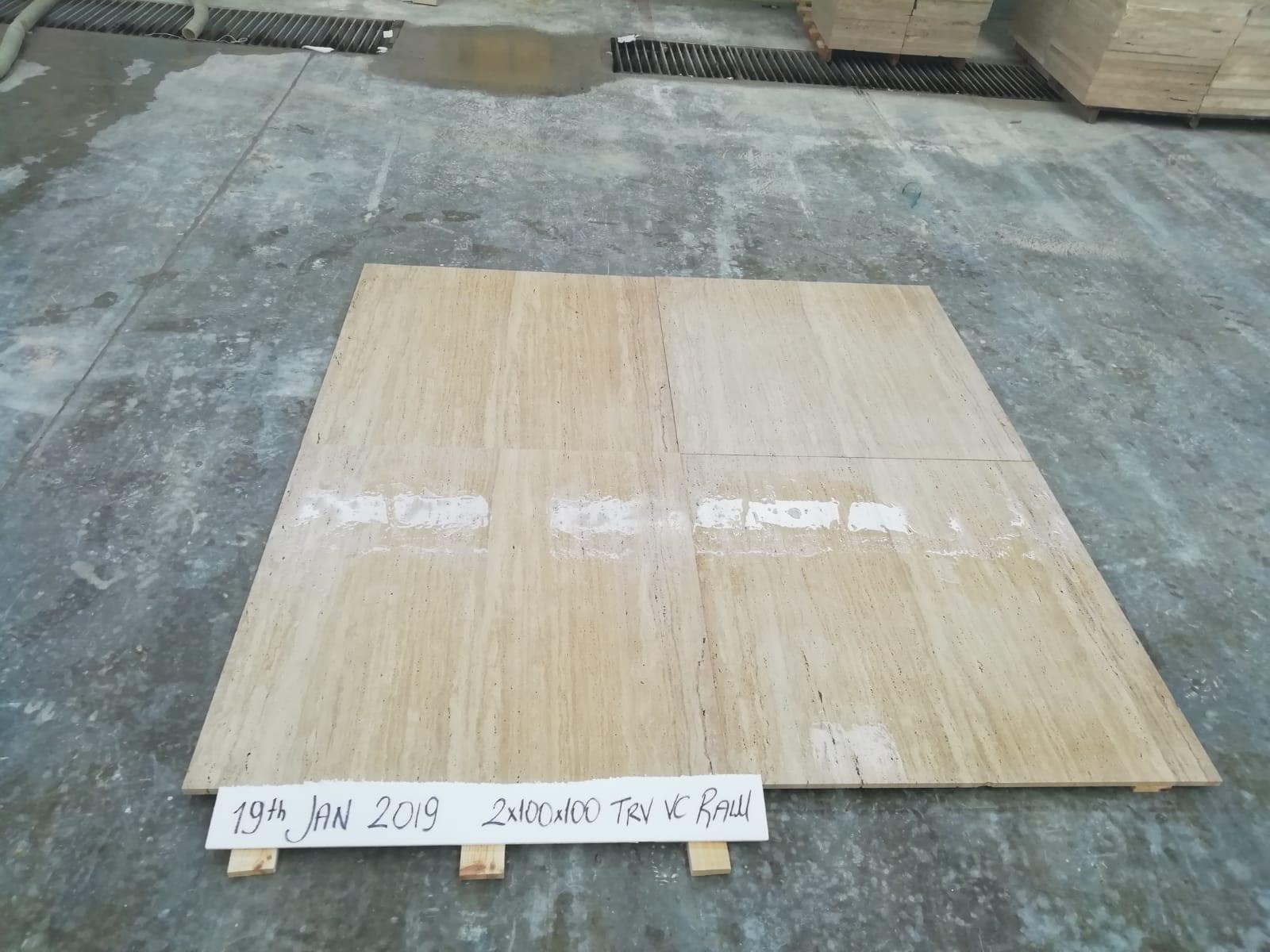 VEINCUT TRAVERTINE