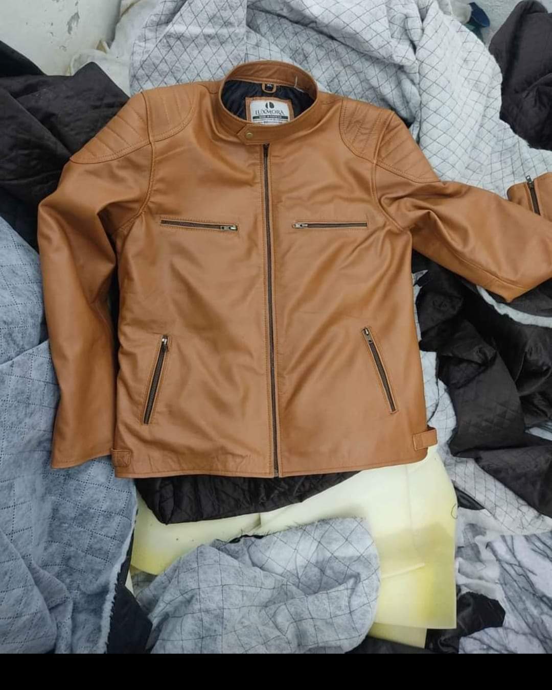 Jacket (Outwear)