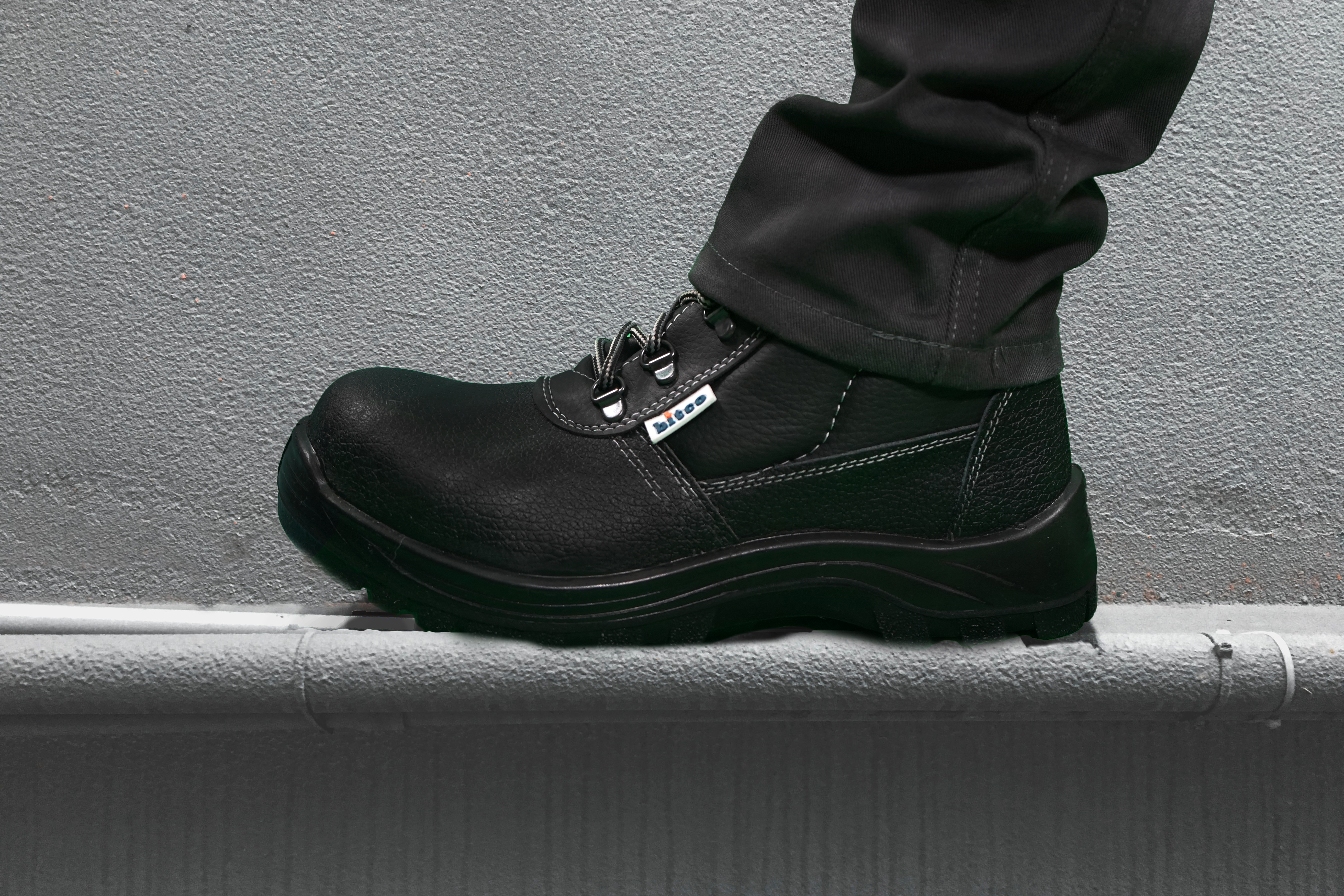 BTS12- Safety Boots