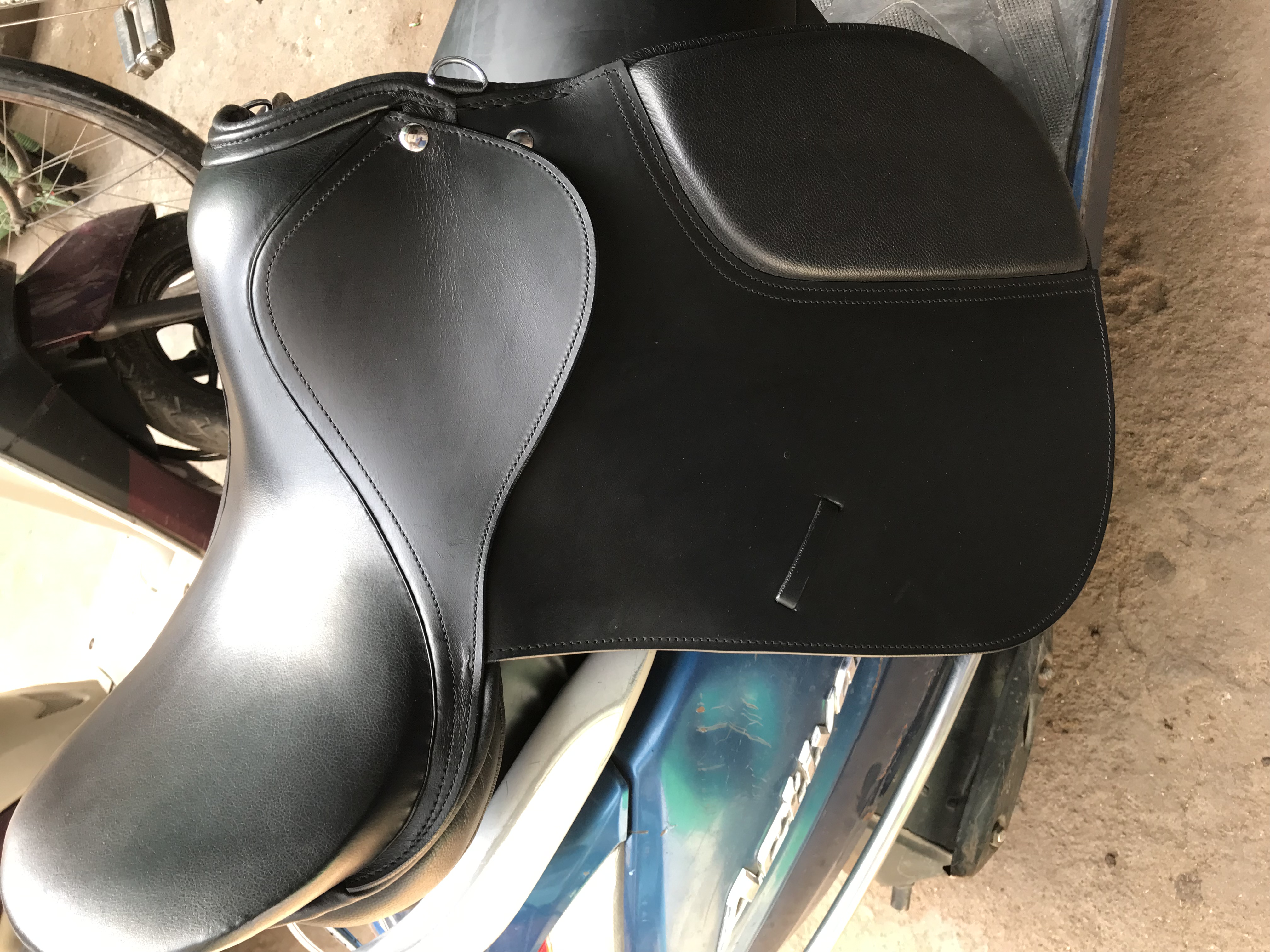 English Jumping Saddle 