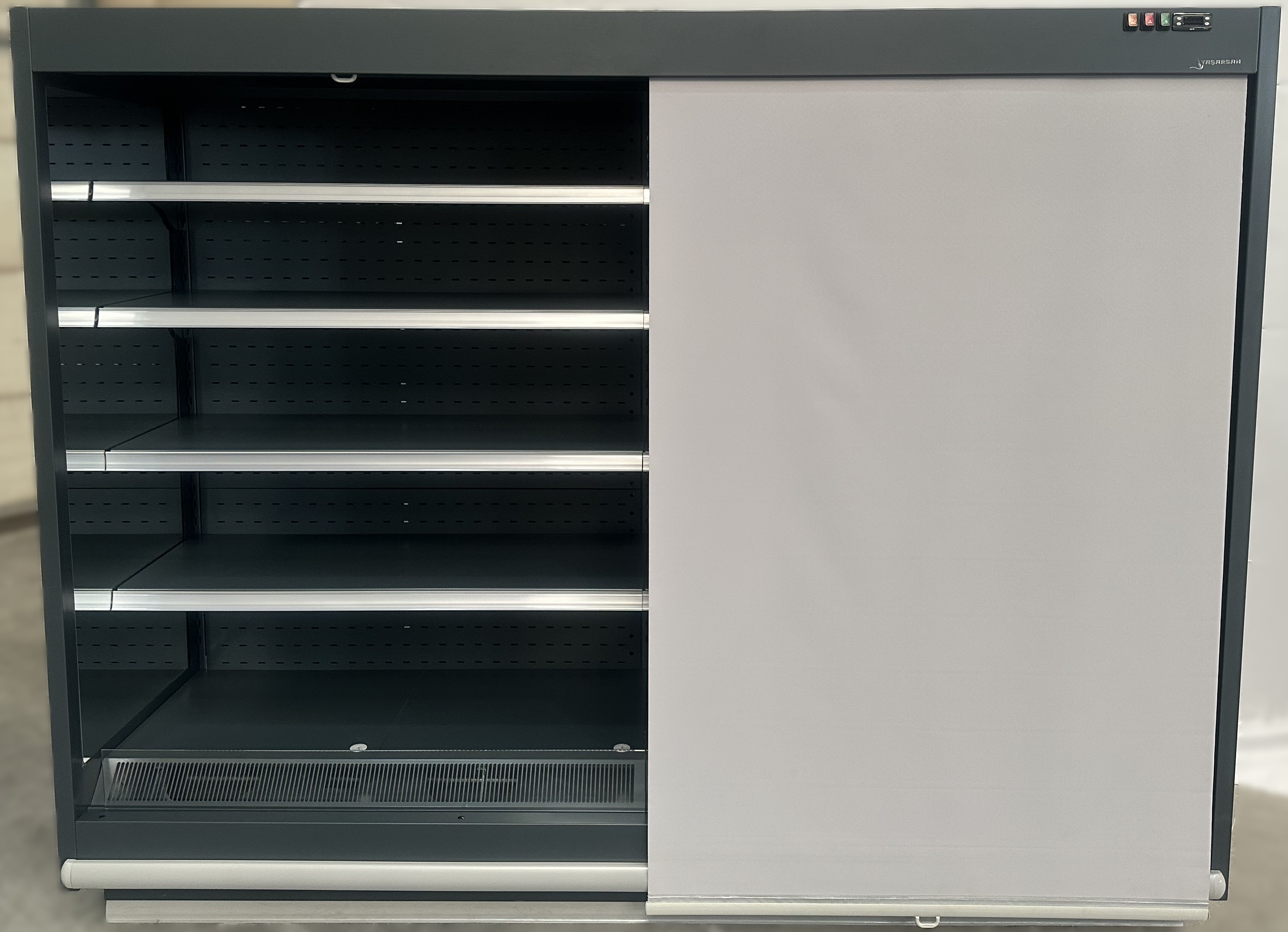 Vertical Rayon Cabinet