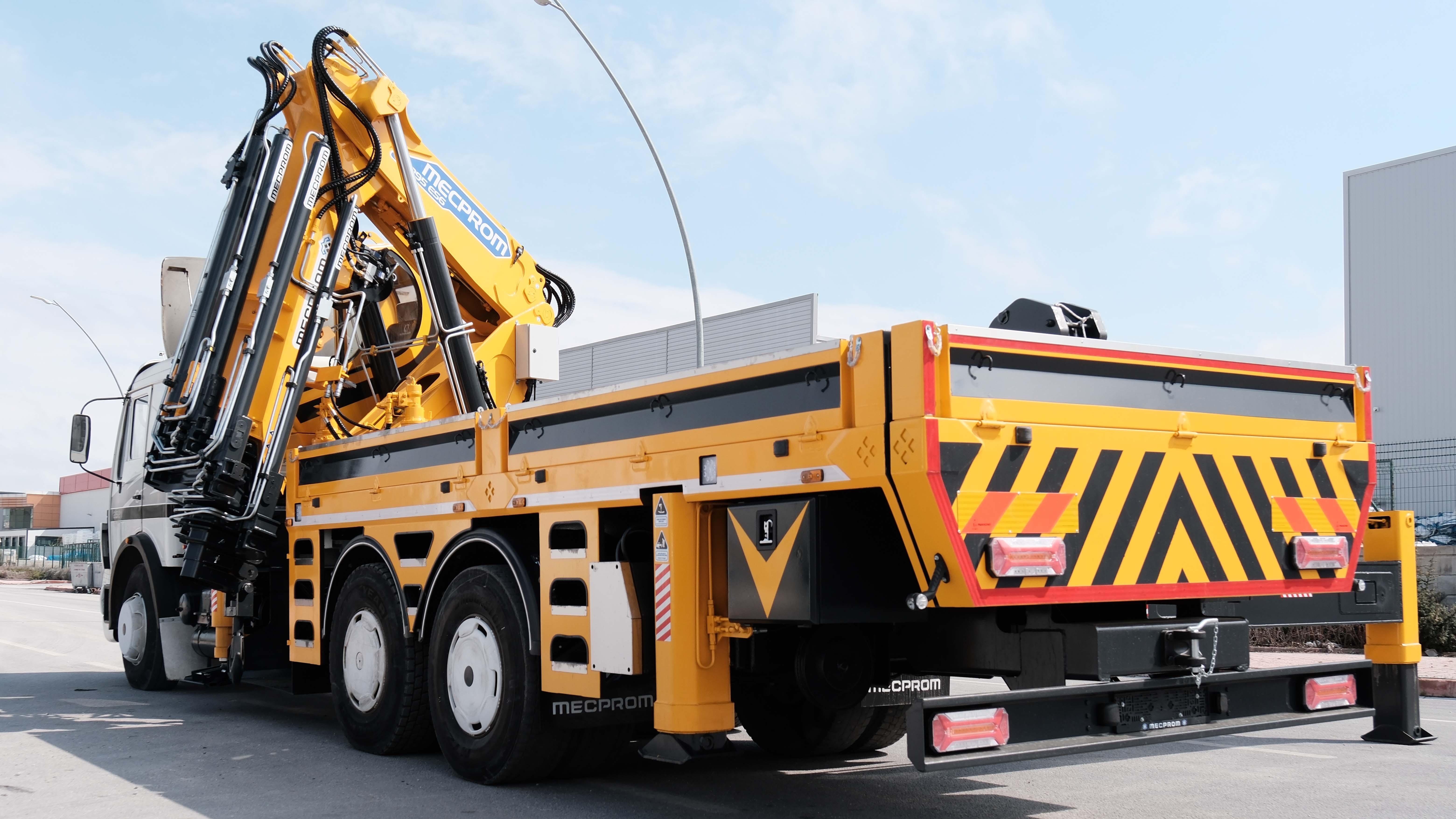 Truck Mounted Crane Systems