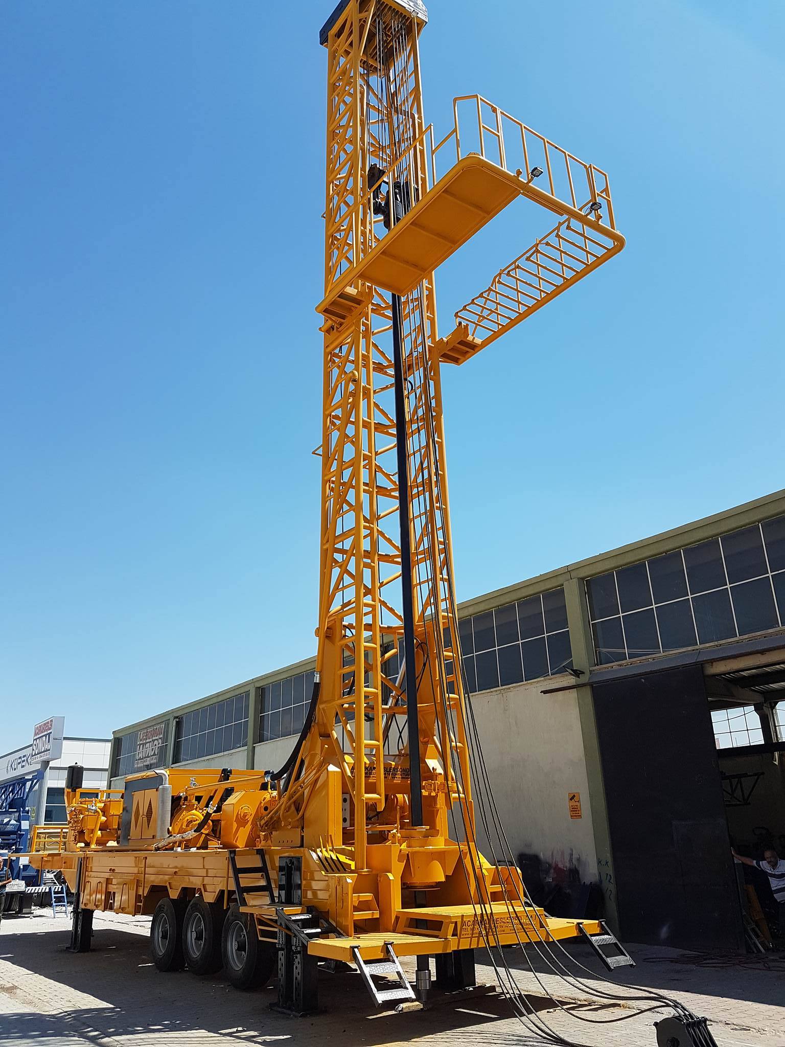 1000-1200 METERS TRAILER DRILLING RIG