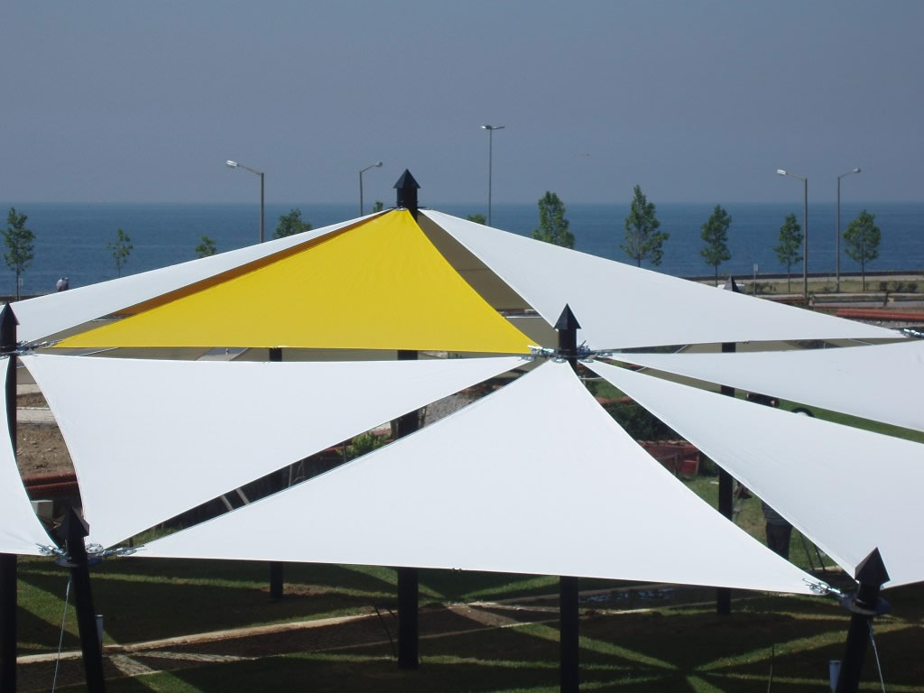 Suspended Stretching Tarpaulin