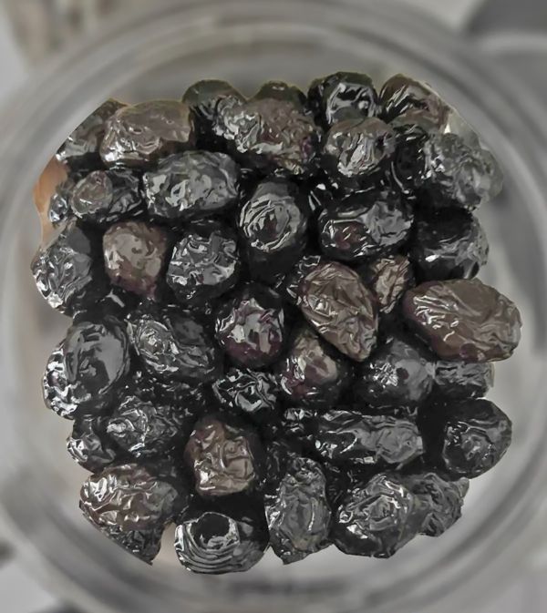 Olives noires à faible teneur en sel, type Sele sec