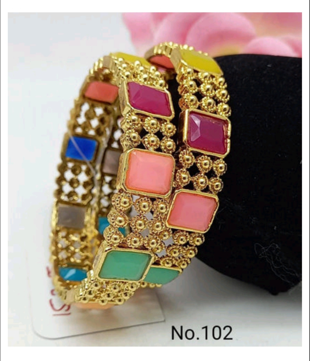 Artificial bangles 