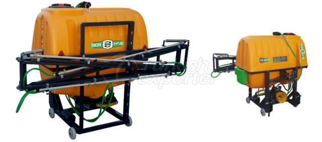 Pull type Field Pulverizator 600 liters capacity