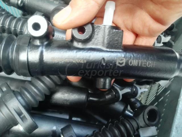 CLUTCH MASTER CYLINDER