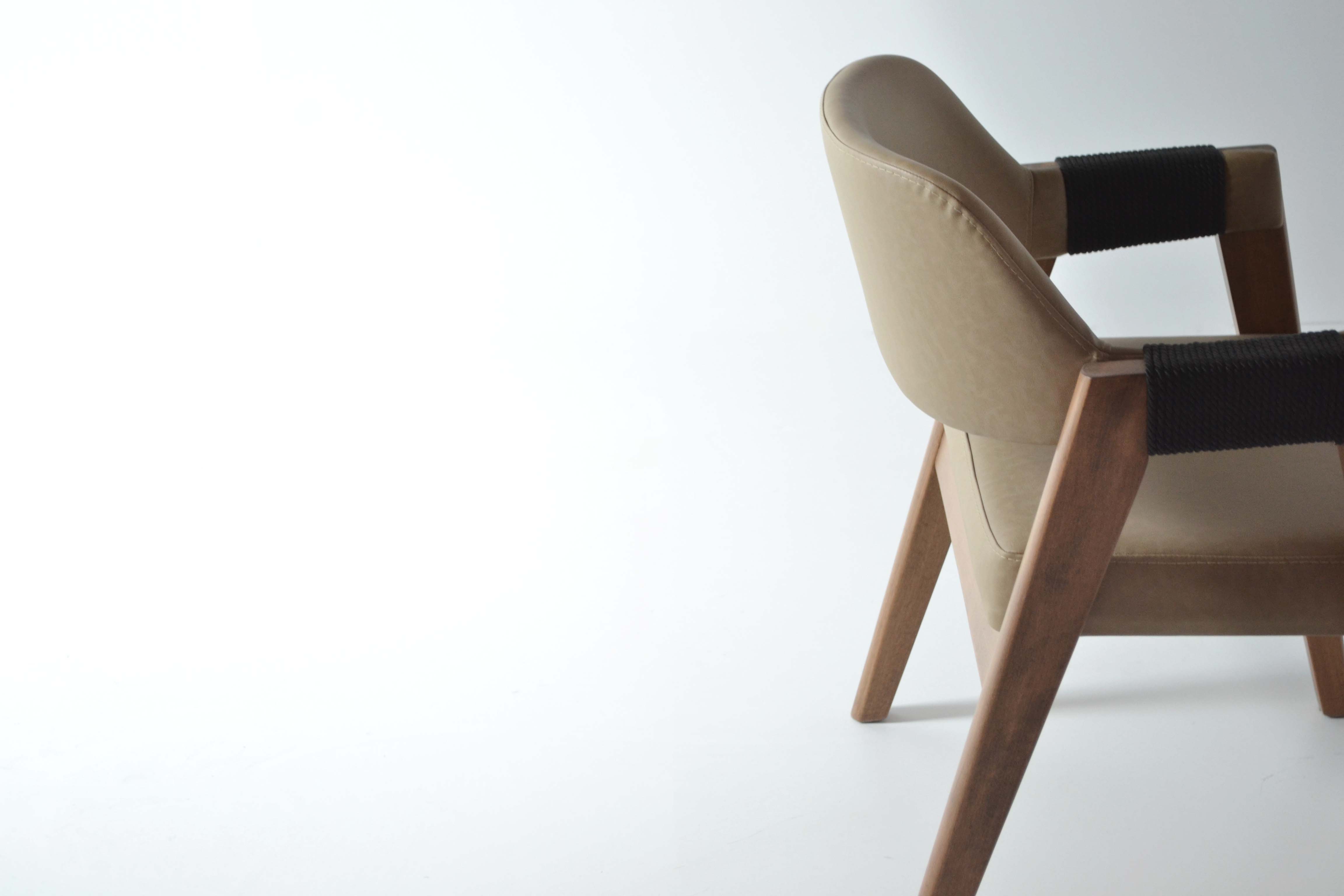 Artemis Chair